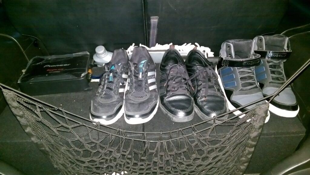 subwoofer amplifier install part 1 - 2