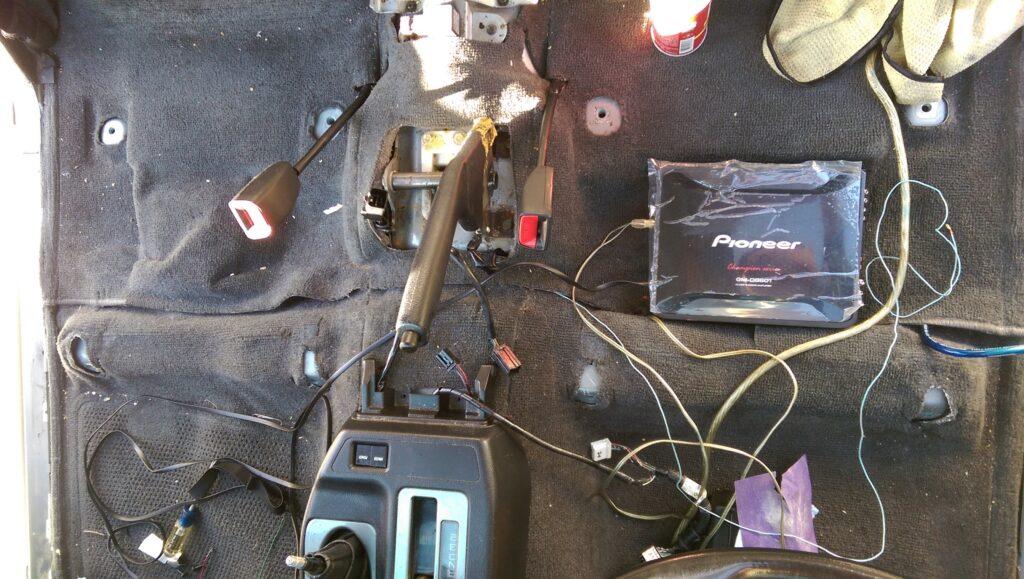 subwoofer amplifier install part 2 - 9